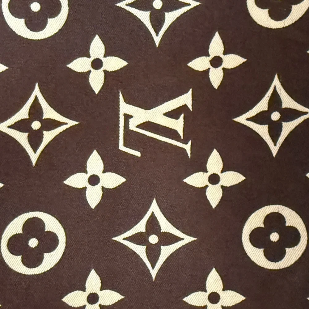 RARE VINTAGE LOUIS VUITTON Brown and Beige LV Monogram Silk Scarf - Picture 3 of 8